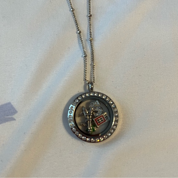 Origami Owl necklace and charms - Picture 2 of 3